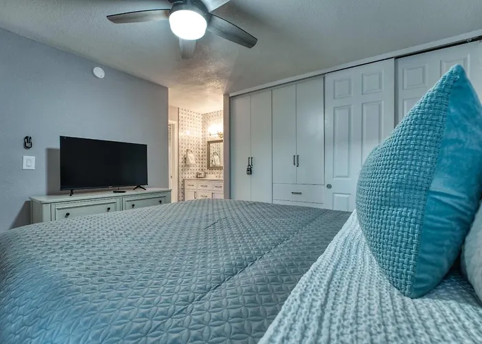 2br Sleeps 6 Pool Bbq Gym Hot Tub & Bar Hopping * Scottsdale